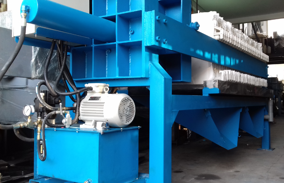 Chế tạo máy ép bùn Bình Dương
